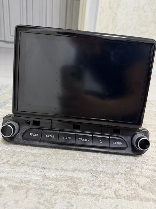 Штатная магнитола на Hyundai Accent / Solaris,KIA