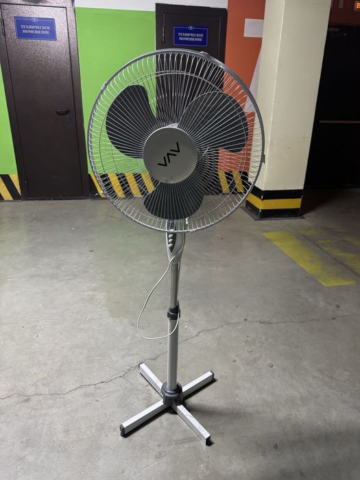 Напольный вентилятор AVA