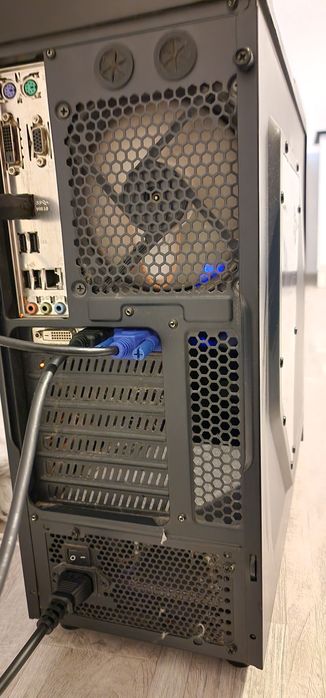 PC Desktop Intel i5-6600K | 12GB RAM | Placă Video Dedicată | SSD