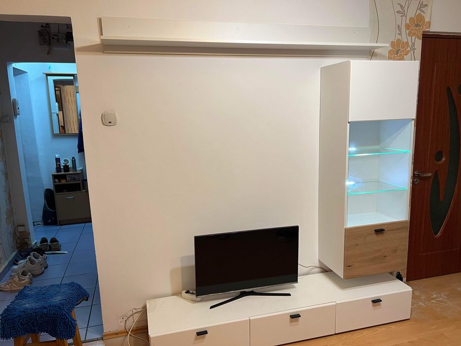 Montaj mobila !Montez/asamblez mobilă