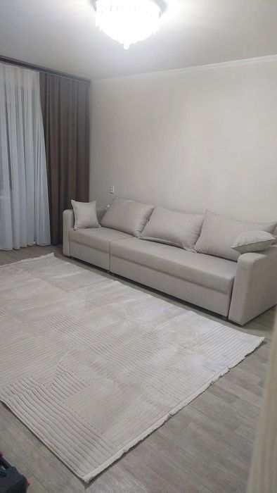 Продам диван , длина 2.70