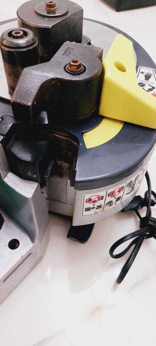 Mașină de indoit fier beton Hikoki