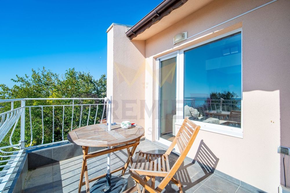 Продава се Двустаен апартамент в Варна, Бриз - 80 кв.м за 1875 €/кв.м - Снимка #6