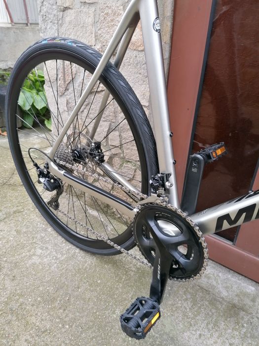 Шосеен MERIDA Carbon XL, Shimano 105, хидравлични спирачки