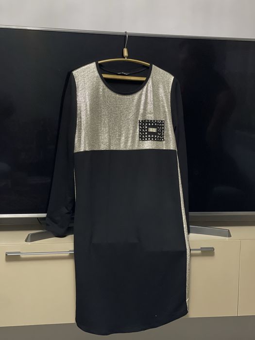 Платья вечерние