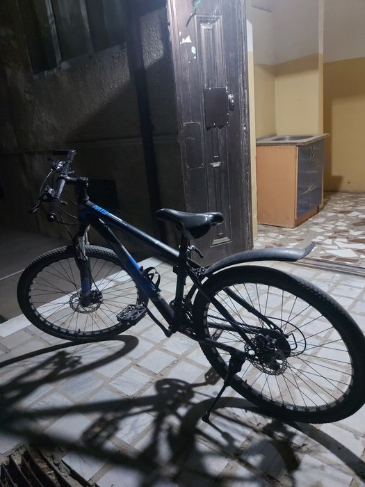 Yangi velosiped sotiladi