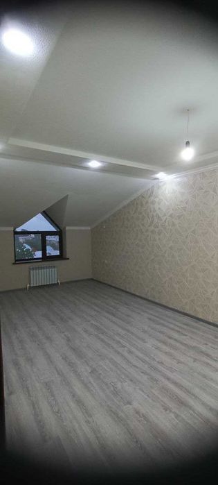 Vagzal Beruniy  31 -A 51  xonodon uy sotiladi