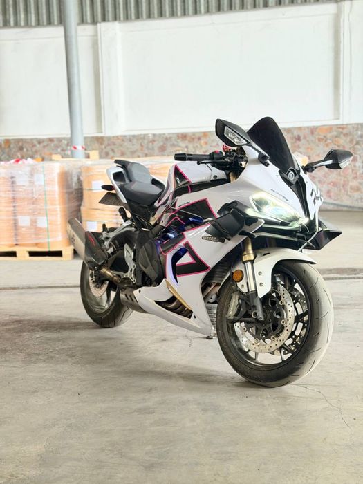 Qj moto 800rr original мотоцикл