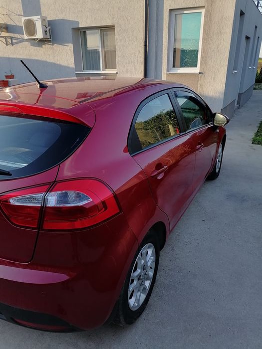 Kia rio 1,3 benzina 2013