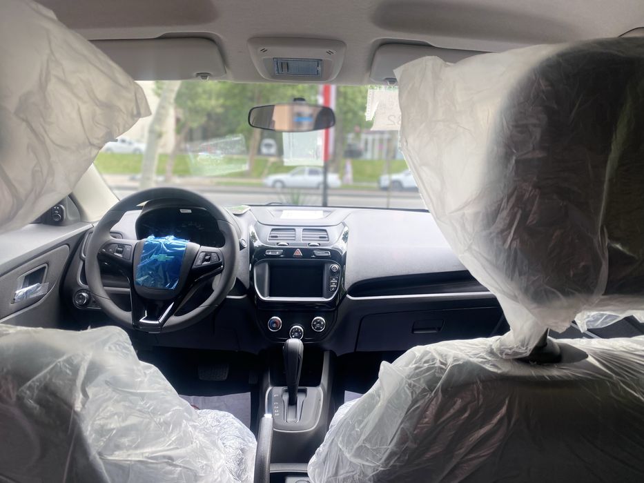 Chevrolet Cobalt 2026 — 5