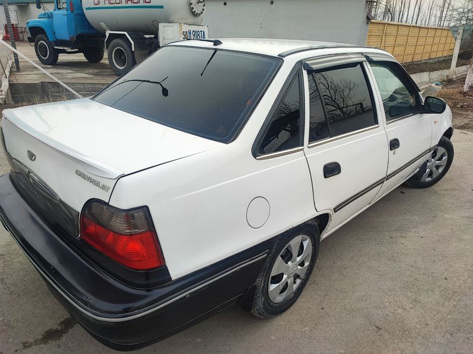 Nexia 1 avtomobil 2004 yil