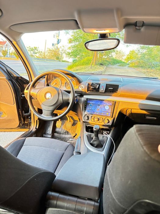 BMW 1 Series 2009 — imagine 4