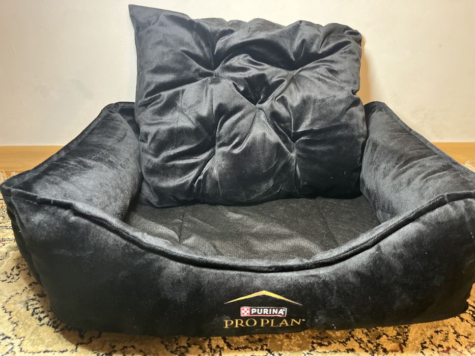 Лежанка для собак или кошек