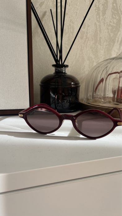 Cartier очила в цвят бордо