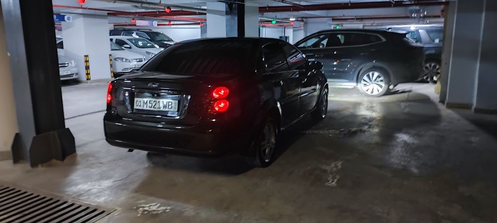 Продаётся Лачетти 1.8