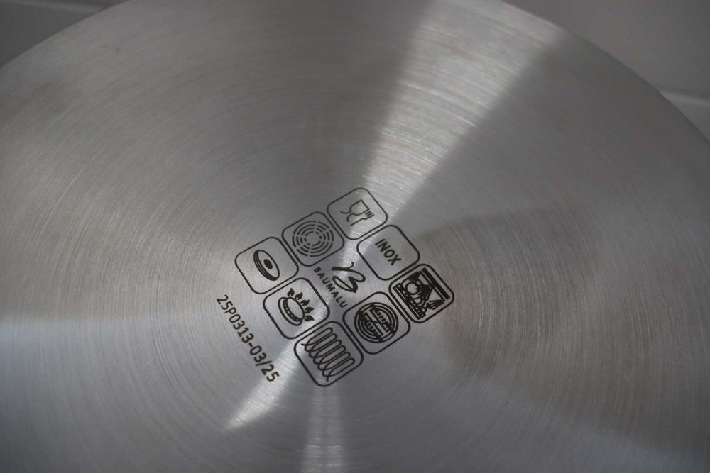 Тенджери 2 бр BAUMALU , Неръжд. стомана, инокс, ф30, 16л, ЛИПСВА КАПАК