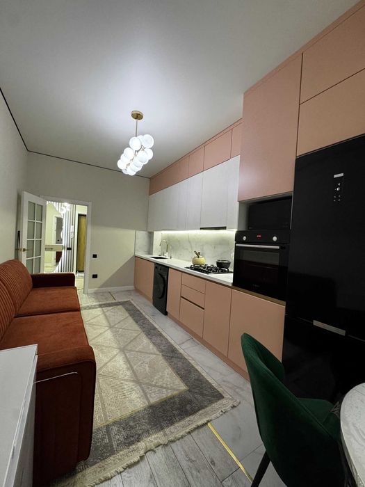 Продам 1 комнатную Батыс 2