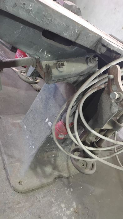 Vând Abrict combinat cu circular