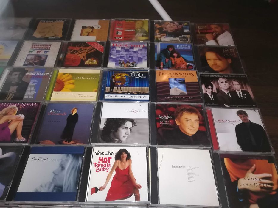 Albume cd oferta!!! pret mic  cu diverse  nou si sigilate