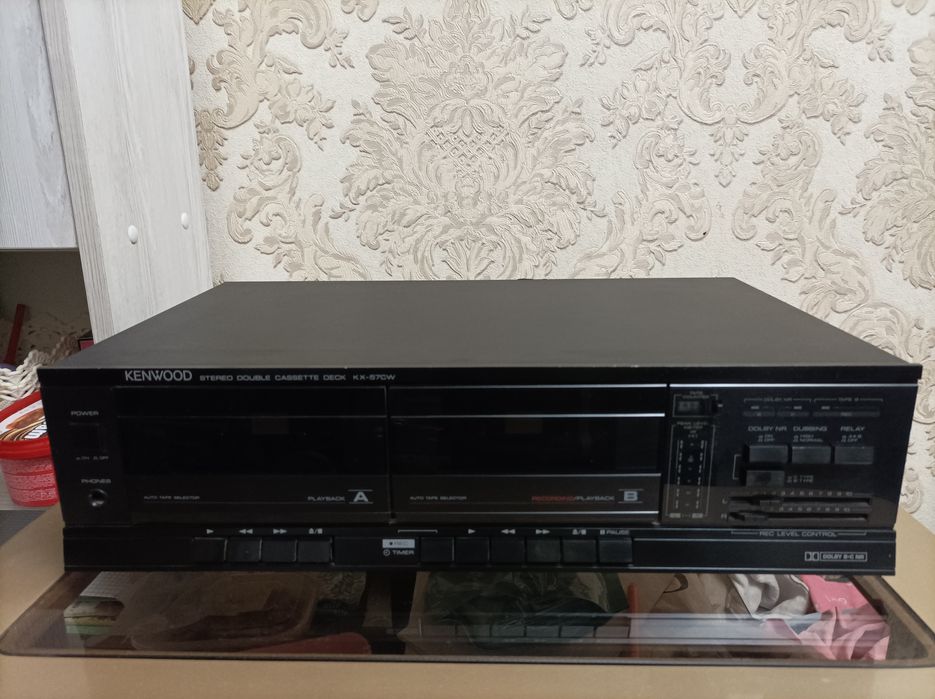 Продам Kenwood kx-57cw stereo cassette deck.