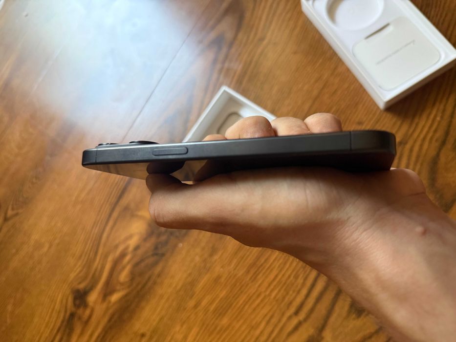 iPhone 15 Pro 128GB Black Titanium 87% батерия