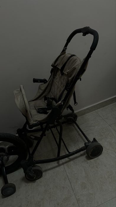 Коляска прогулочная летняя