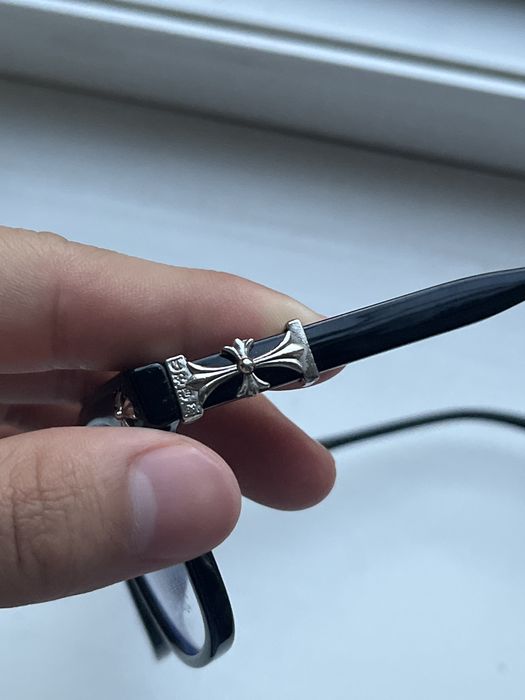 СРОЧНО продаю очки chrome hearts