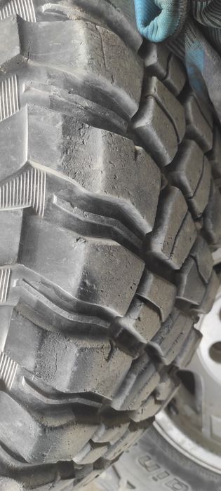 Продам комплект вместе с дисками