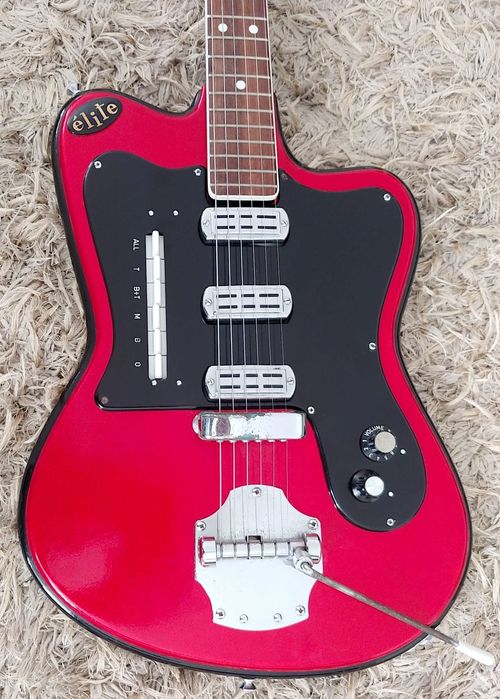 Sharp GF 4343 radio  Crucianelli Elite 30-V