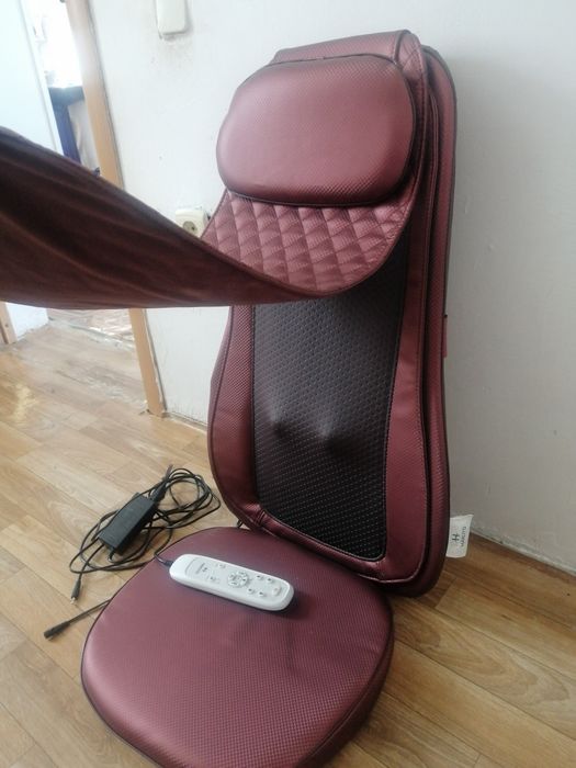 Массажный кресло