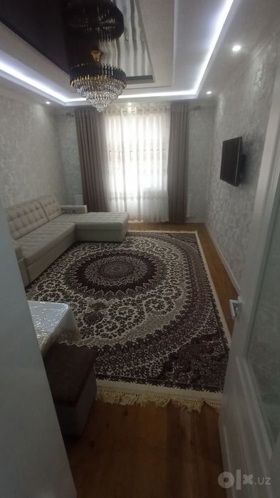 3 хонали квартира сотилади 6микр корзинка орка тамонида