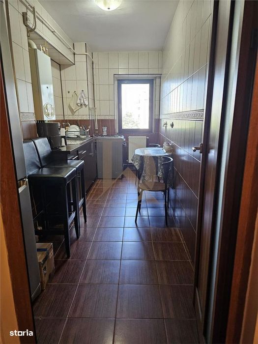 Pacurari - Petrom , apartament 1 camera , etaj 2, bloc cadre 1989