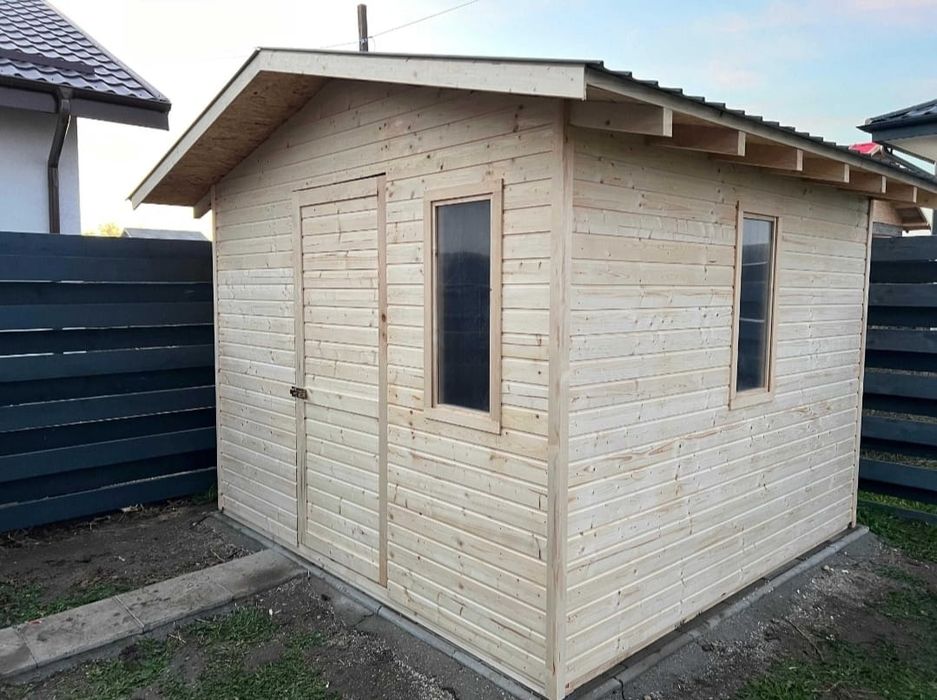 executam  căsuțe  de depozitare