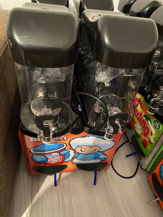 Vând aparate granita fulgi gheata