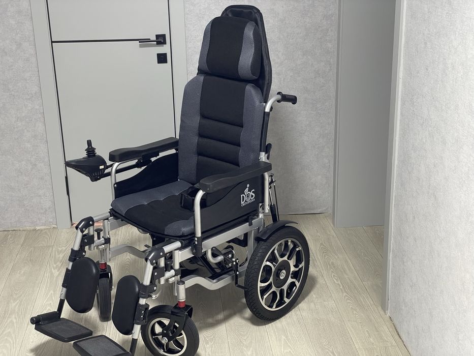 Электроприводная инвалидная коляска