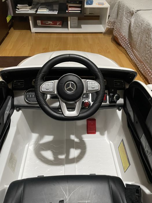 Mașinuță electrică Mercedes-Benz pentru copii 12V – albă, stare perfecta