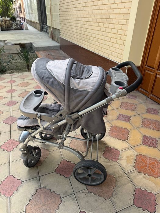 Продаю детскую коляску