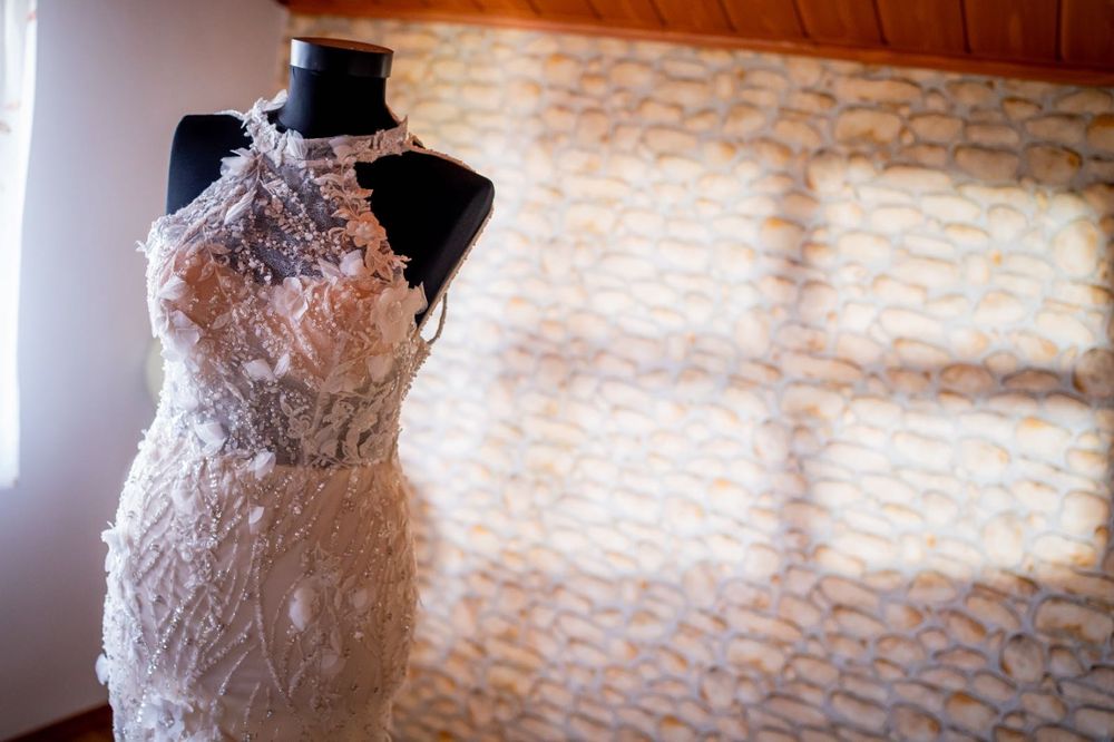 Vand rochie de mireasa