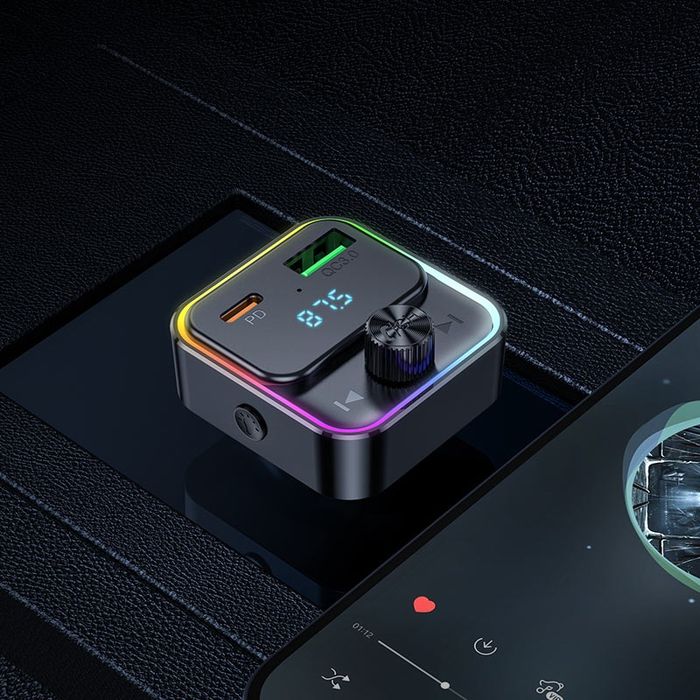Трансмитер за кола/ Зарядно за кола/ PD 30W/ Бързо зареждане