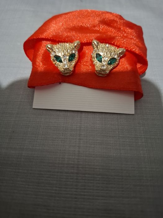 Cercei model Cartier cu lungimea de 1.7 cm cu surub