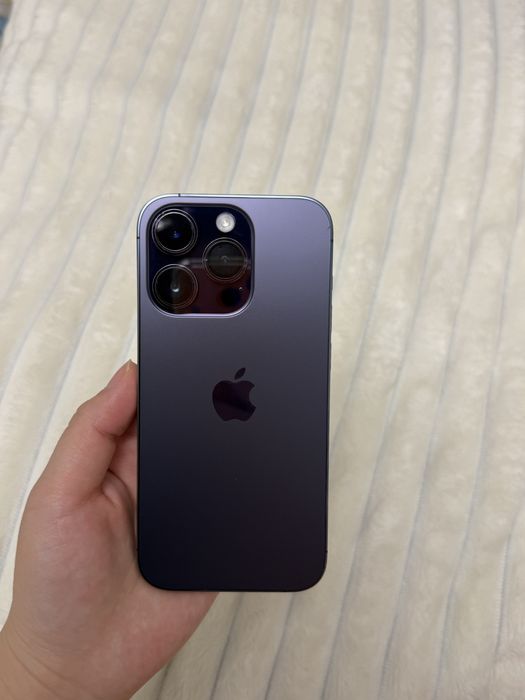 Продам Айфон 14 pro