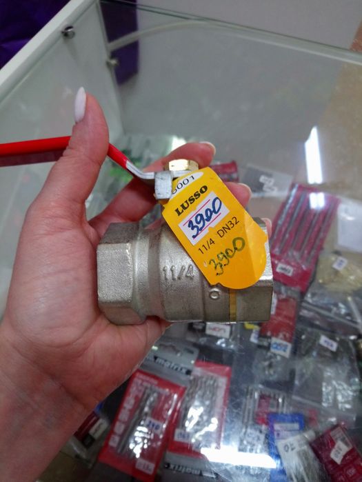 Продам кран д=32