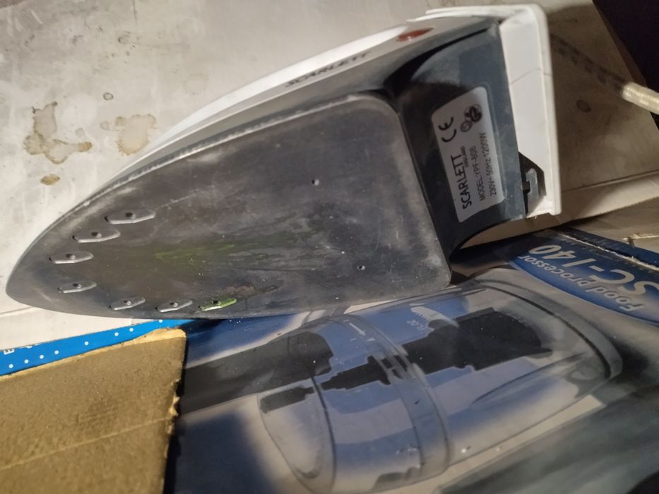 Утюг Scarlet модель