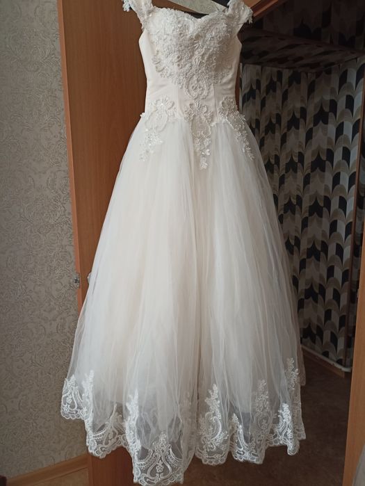Продается свадебное платье