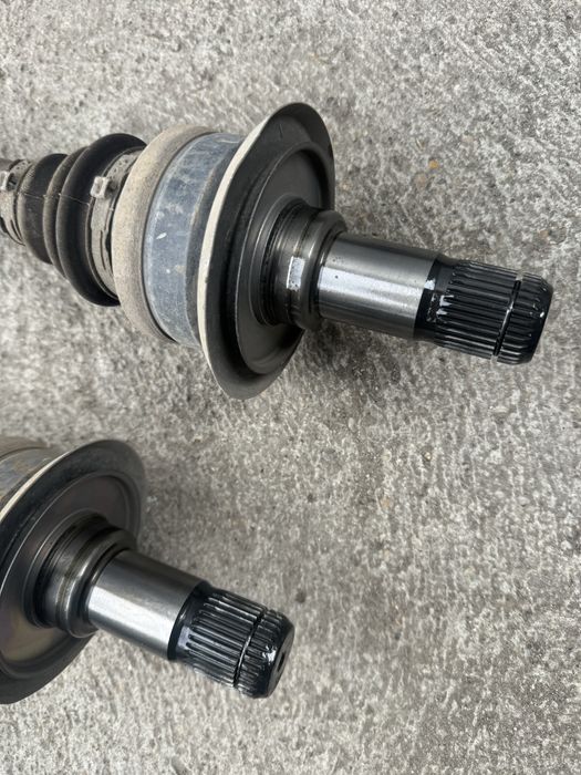 Полуоски/полуоска бмв ф01 ф02 ф06 ф13 750и 650и bmw f01 f02 f06 650i