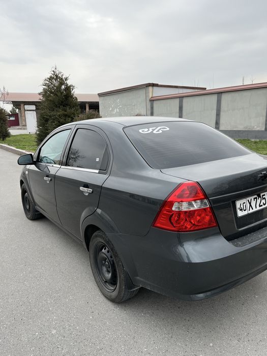 Нексия 3 сотилади