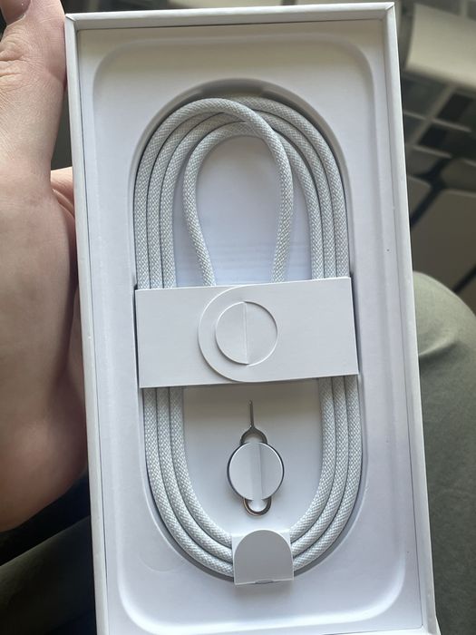 Новый Iphone 17 pro 1 TB