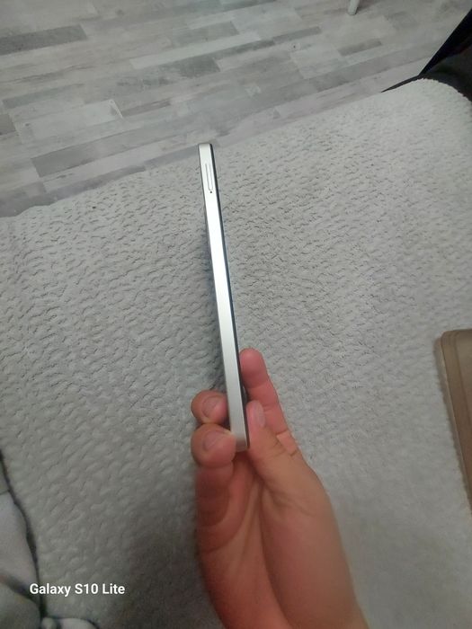 ТелефониRedmi a5 128  гб