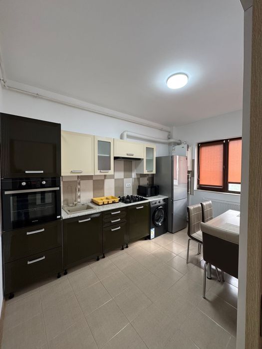 Proprietar vând apartament 2 camere – zona Auchan Sud