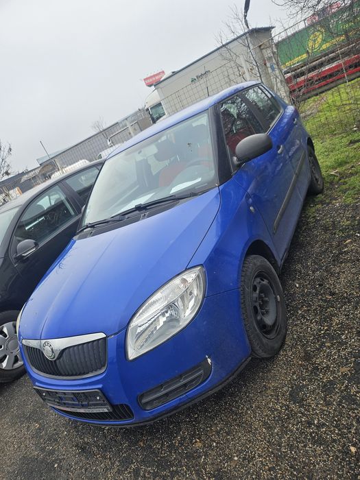 Vând skoda fabia